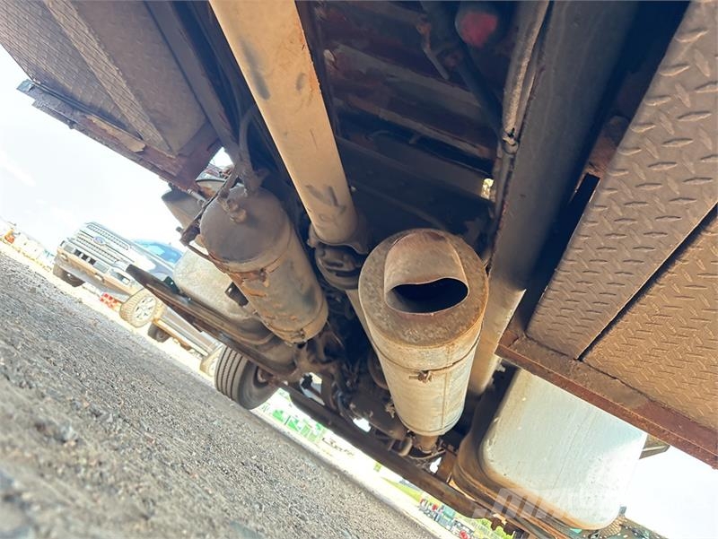 Sterling Acterra 4x2 Rollback Truck (Inoperable) مركبات إصلاح الأعطال