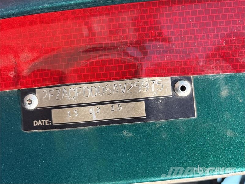 Sterling Acterra 4x2 Rollback Truck (Inoperable) مركبات إصلاح الأعطال