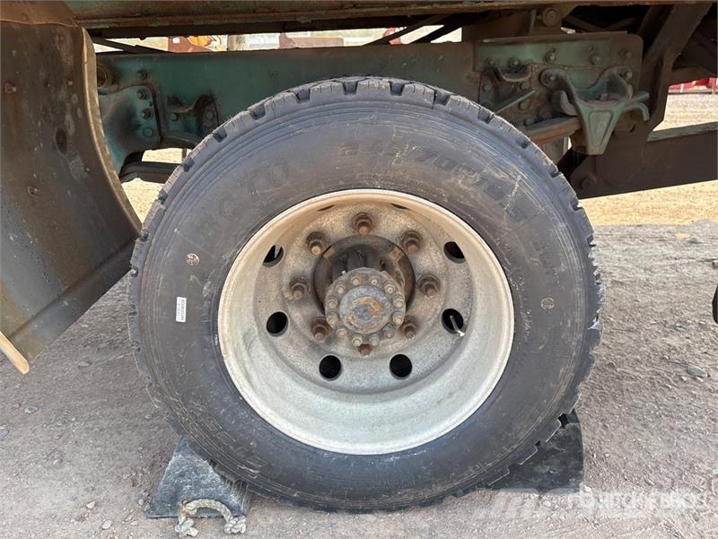 Sterling Acterra 4x2 Rollback Truck (Inoperable) مركبات إصلاح الأعطال