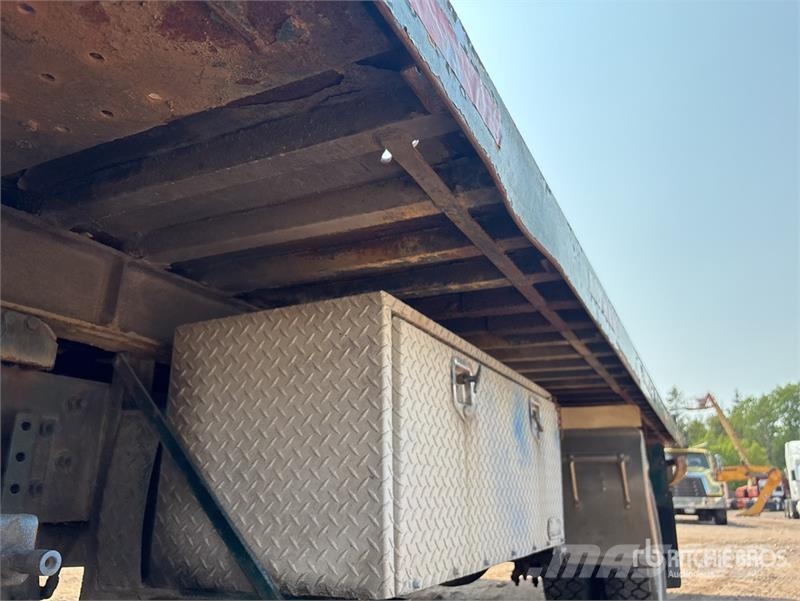 Sterling Acterra 4x2 Rollback Truck (Inoperable) مركبات إصلاح الأعطال