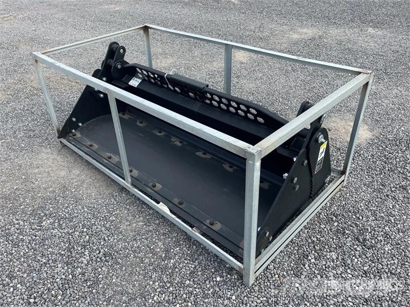 Suihe SSB-4 72 in Multi-Purpose Skid Steer Bucket (Unuse Cucharones