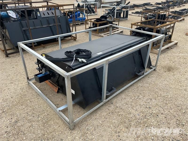 Suihe SSBR 72 in Skid Steer Sweeper (Unused) Четки