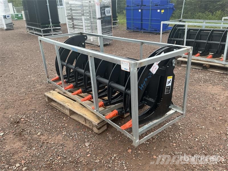 Suihe SSR-78 78 in Skid Steer Root Rake (Unused) Schudders