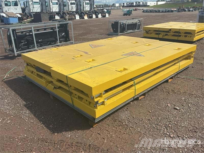 Suihe TS 7 ft x 10 ft x 3 ft 6 in Trench Shield (Unused) Accesorios y repuestos para equipo de perforación