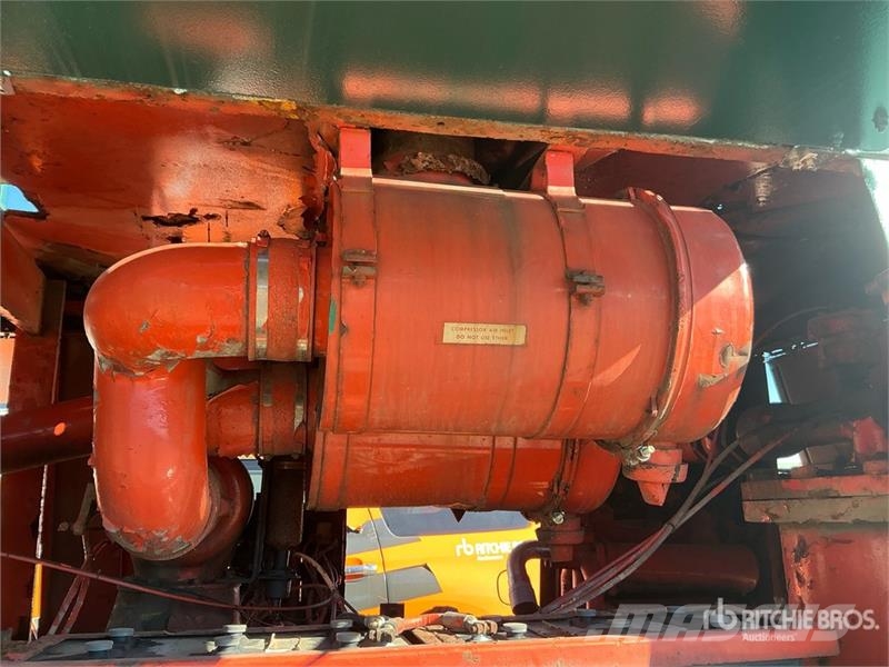 Sullair 750 cfm Mobile Air Compressor Compresseur