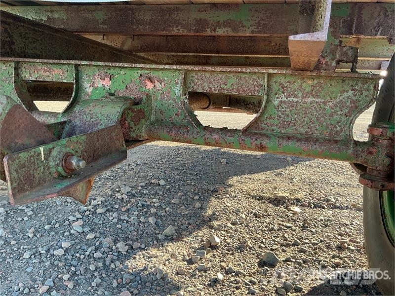 Sungro HM 13 ft T/A Tow behind Flatbed Trailer Prikolice za bale