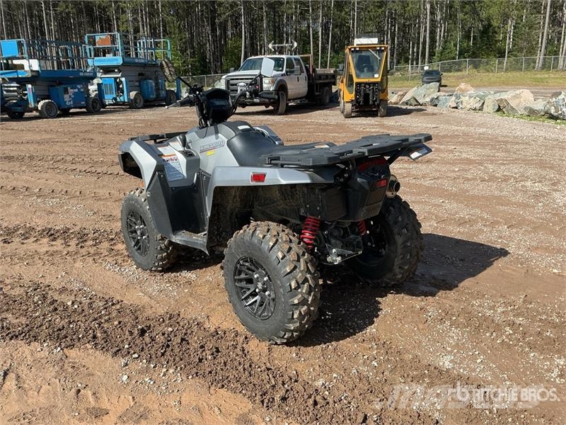 Suzuki King Quad 750 4x4 ATV バギー