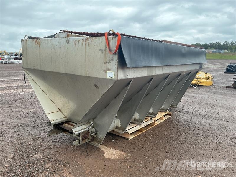 Swenson Salt Spreader - Fits Truck معدات نشر الرمال والملح