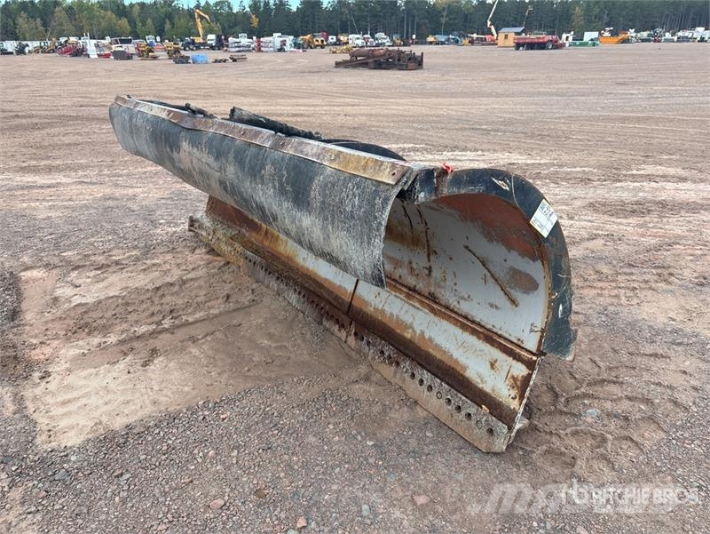  Tenco 10 ft 2 Way Snow Plow - Fits Truck Schneeschilde und -pflüge
