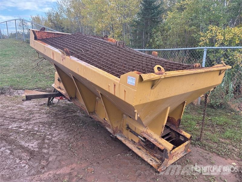 Tenco Hydraulic Slide in Salt Spreader - Fits Truc Espalhadores de areia e sal