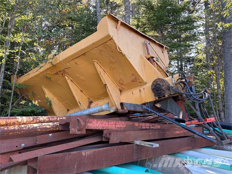 Tenco Slide in Salt Spreader - Fits Truck Пескоразбрасыватели