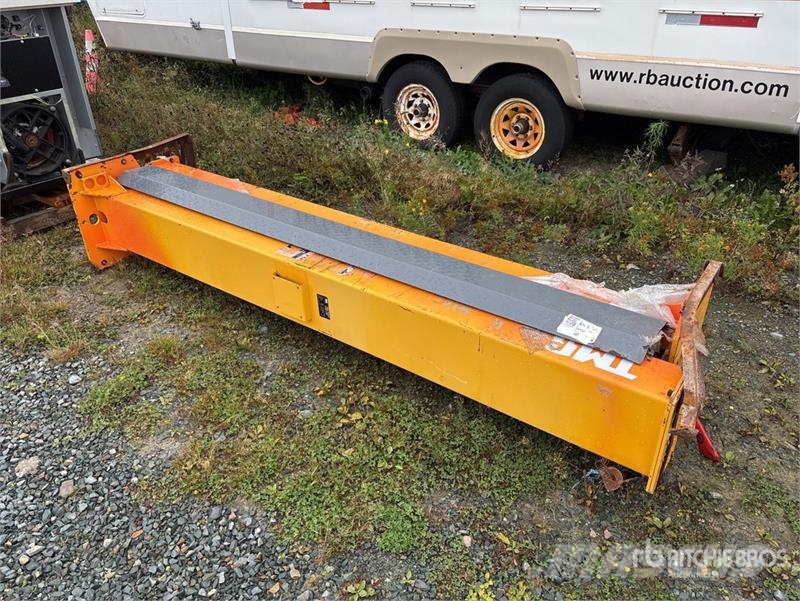 TMG 2 Post 10000 lb Vehicle Lift (Unused) Građevinarstvo – ostalo