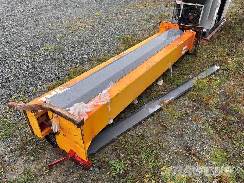 TMG 2 Post 10000 lb Vehicle Lift (Unused) Građevinarstvo – ostalo