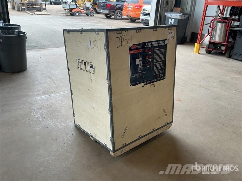 TMG MT32DM 9 in x 32 in Milling Machine 建筑机械-其他