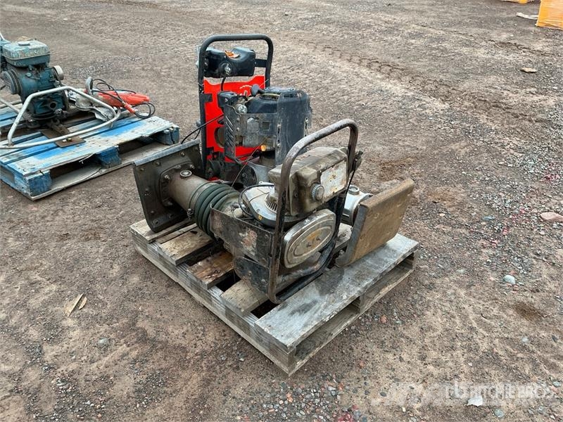 TMG of (2) TMG RM80 Jumping Jack Tamper ِدَكات