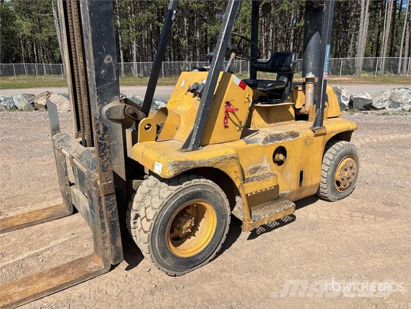 TOWMASTER Cushion Tire Forklift Muut haarukkatrukit