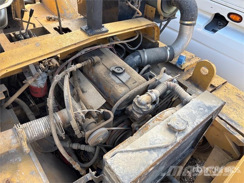 TOWMASTER Cushion Tire Forklift Muut haarukkatrukit