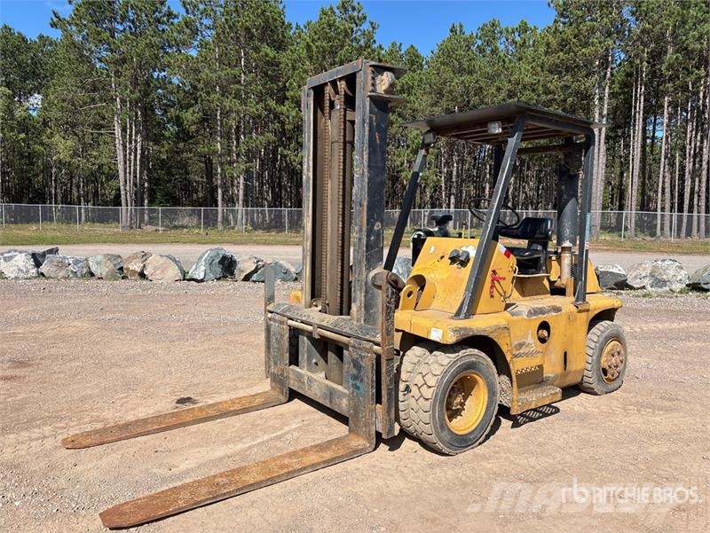TOWMASTER Cushion Tire Forklift Muut haarukkatrukit