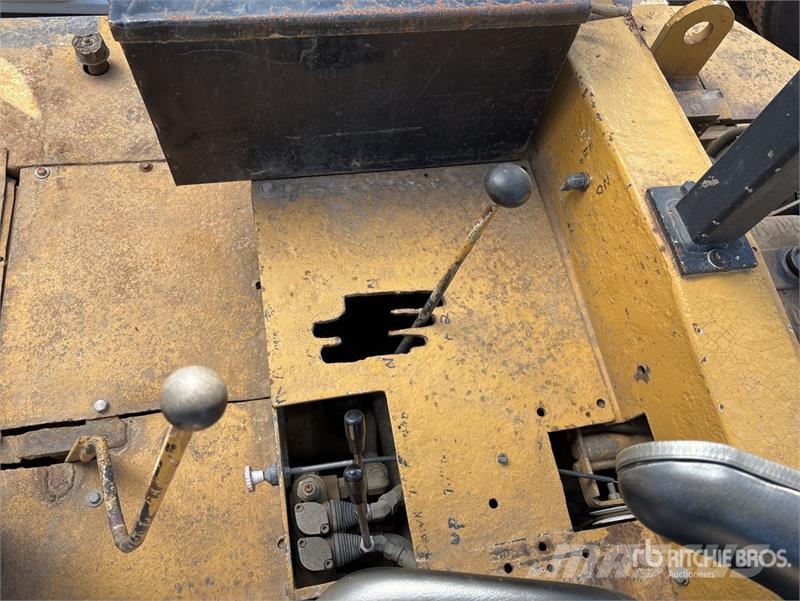 TOWMASTER Cushion Tire Forklift Muut haarukkatrukit