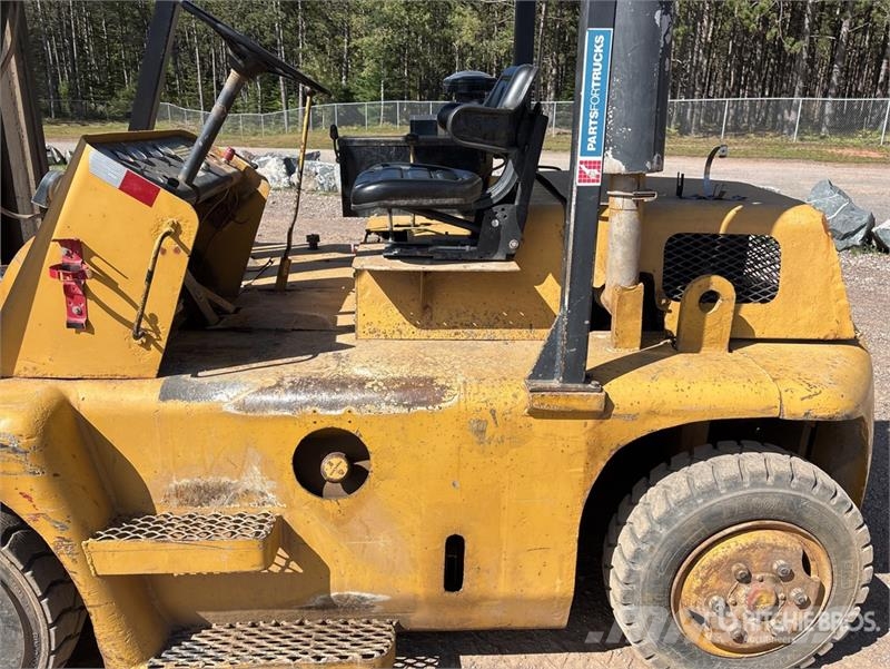 TOWMASTER Cushion Tire Forklift Muut haarukkatrukit