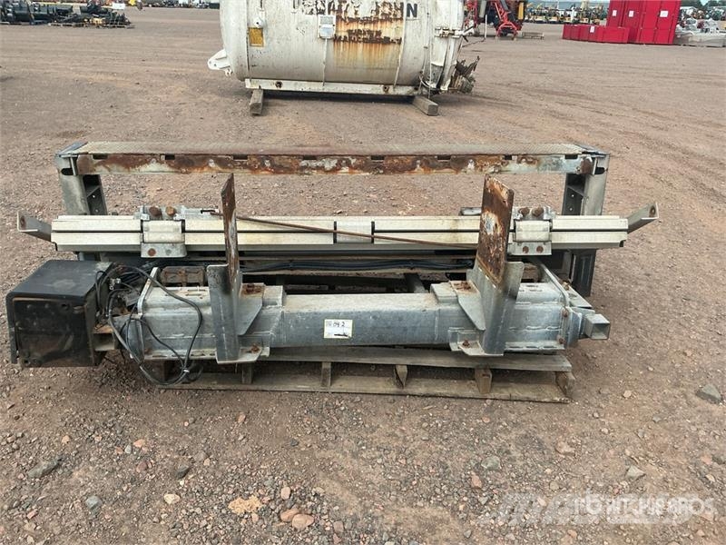  Trailer Lift Gate Transportes - Outros
