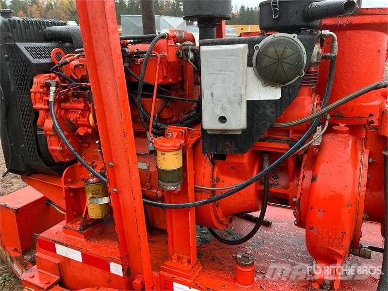 Trailer-Mounted Water Pump (Inoperable) مضخات المياه
