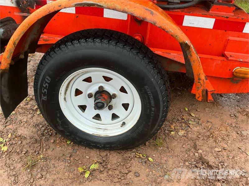 Trailer-Mounted Water Pump (Inoperable) مضخات المياه