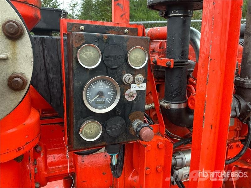 Trailer-Mounted Water Pump (Inoperable) مضخات المياه