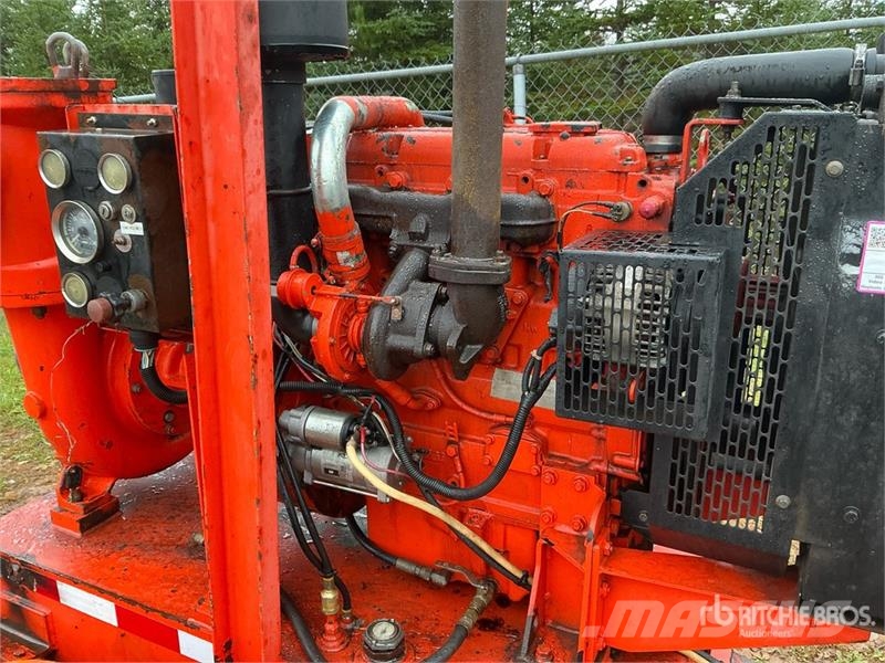 Trailer-Mounted Water Pump (Inoperable) مضخات المياه