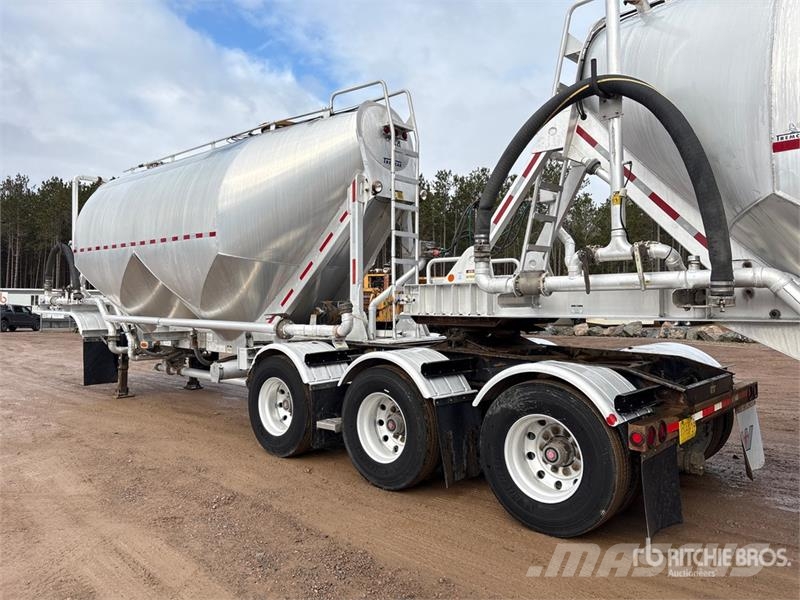 Tremcar 1100 cft Tri/A Lead Pneumatic Bulk Trailer Прочие прицепы