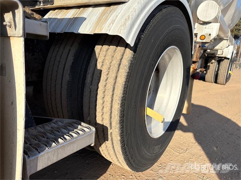 Tremcar 1100 cft Tri/A Lead Tanker Trailer Tanker trailers