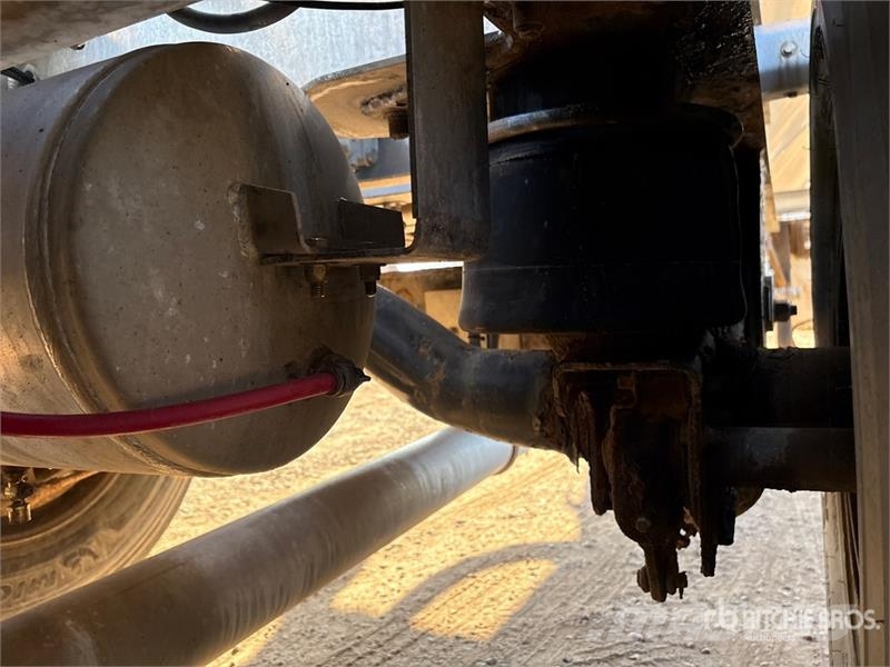 Tremcar 1100 cft Tri/A Lead Tanker Trailer Tanker trailers