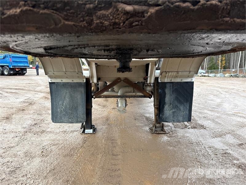 Tremcar 1100 cft Tri/A Lead Pneumatic Bulk Trailer Прочие прицепы