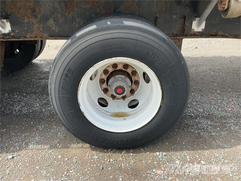 Triple E 53 ft Tri/A Flatbed Trailer Причепи-платформи/бокове розвантаження