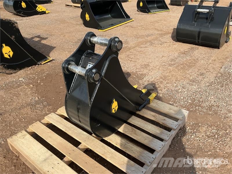 Trojan 12 in Digging Excavator Bucket - Fits 40 mm Cat 30 Kanalak