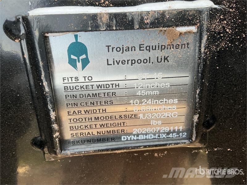 Trojan 12 in Digging Excavator Bucket - Fits 40 mm Cat 30 Kanalak