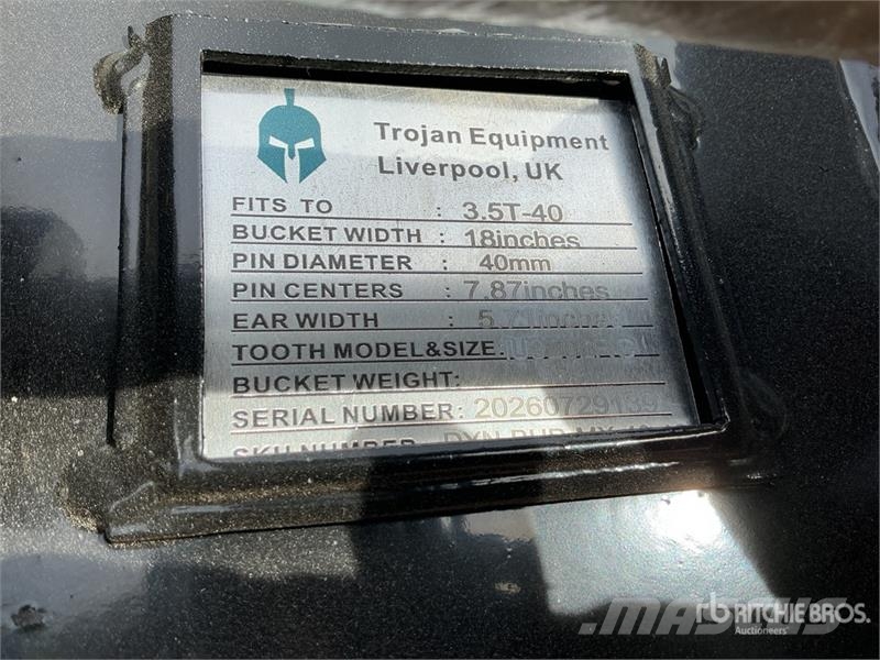 Trojan 18 in Digging Excavator Bucket - Fits 40 mm Cat 30 Kašike / Korpe