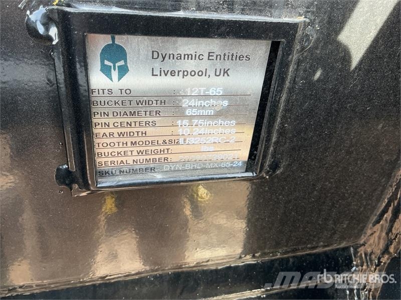 Trojan 24 in Digging Excavator Bucket - Fits 40 mm Cat 30 Kanalak