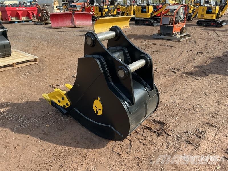 Trojan 24 in Digging Excavator Bucket - Fits 40 mm Cat 30 Kanalak