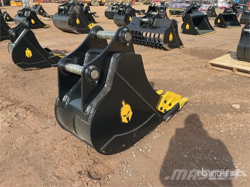 Trojan 24 in Digging Excavator Bucket - Fits 40 mm Cat 30 Kanalak