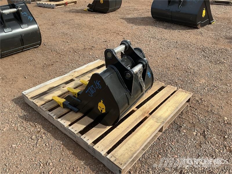 Trojan 24 in Digging Excavator Bucket - Fits 50 mm Cat 30 Kanalak