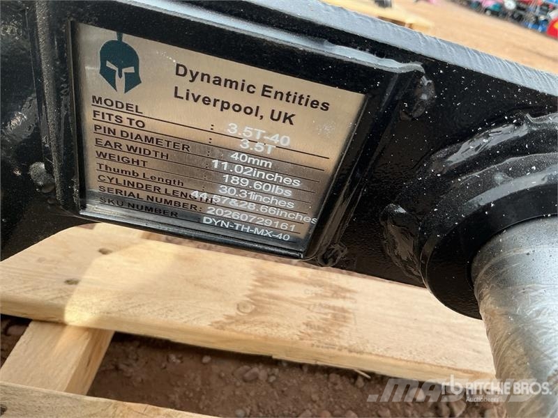Trojan 30 in Hydraulic Excavator Thumb - Fits Cat 303, 30 Kanalak