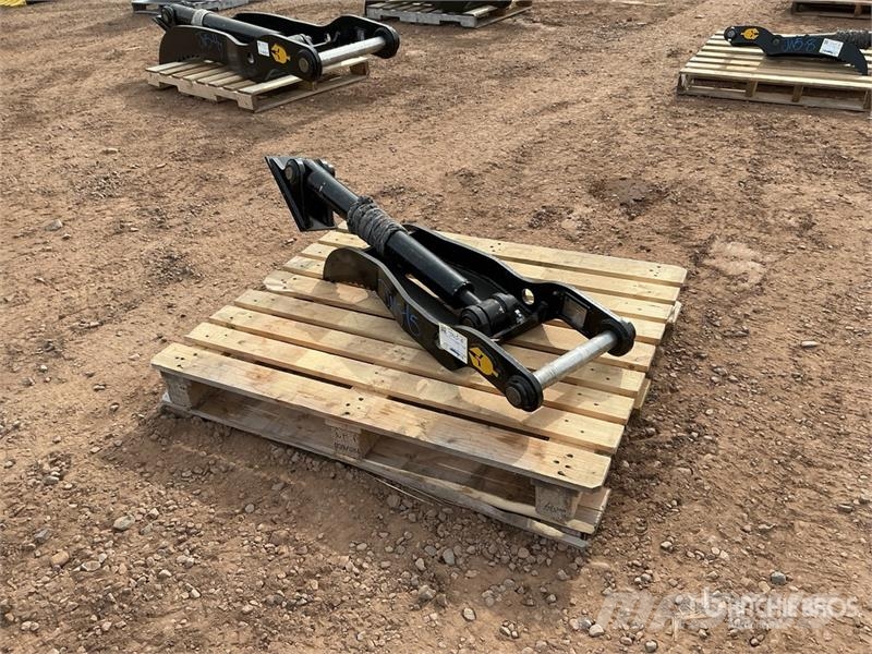 Trojan 36 in Hydraulic Excavator Thumb - Fits Cat 305, 30 Kašike / Korpe