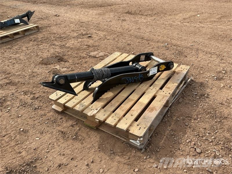 Trojan 36 in Hydraulic Excavator Thumb - Fits Cat 305, 30 Kašike / Korpe