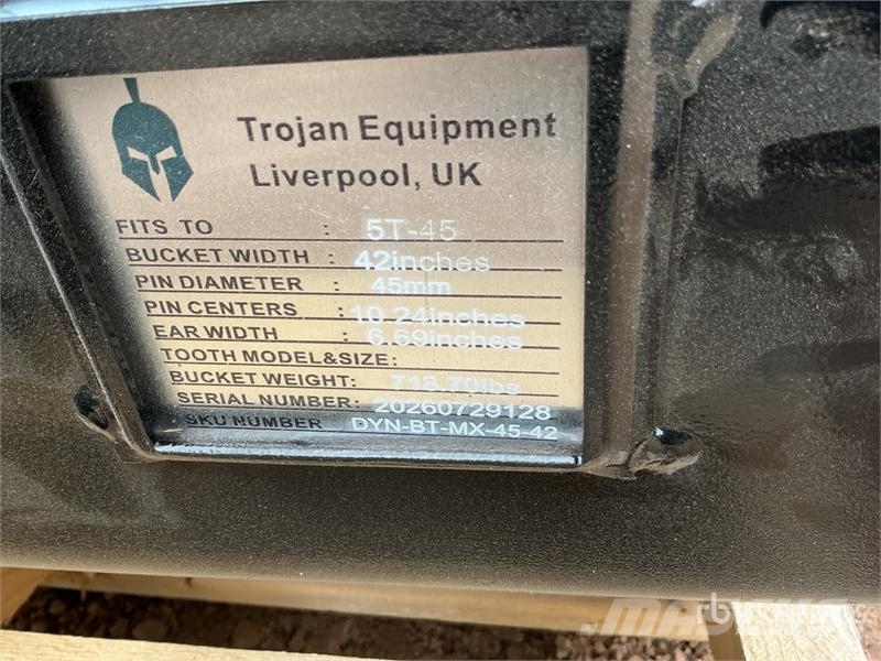 Trojan 42 in Hydraulic Tilting Excavator Bucket (Unused) Kašike / Korpe
