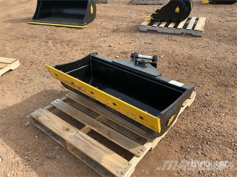 Trojan 42 in Hydraulic Tilting Excavator Bucket - Fits Ca Kanalak