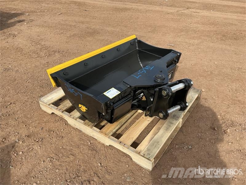Trojan 42 in Hydraulic Tilting Excavator Bucket - Fits 30 Kašike / Korpe
