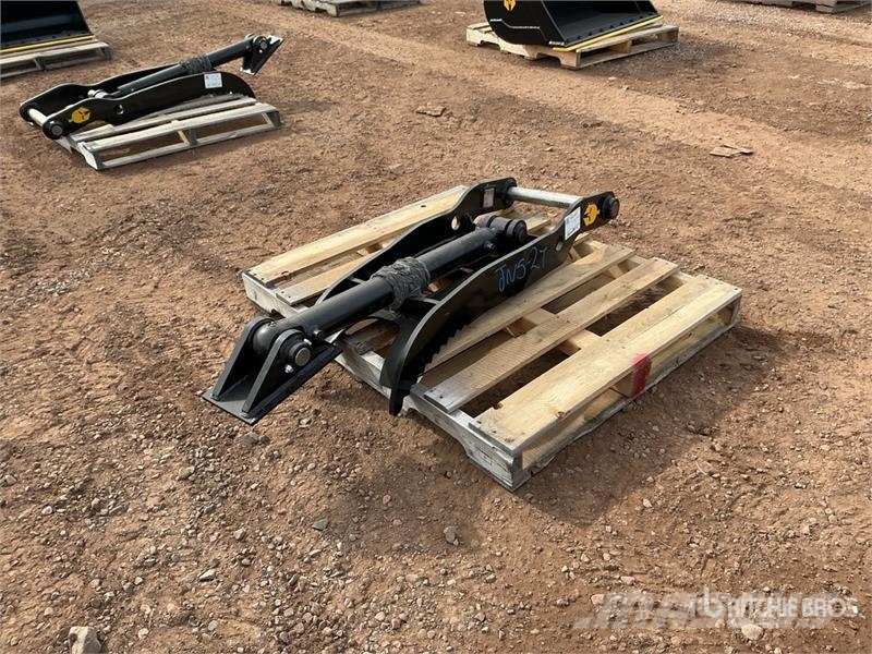 Trojan 46 in Hydraulic Excavator Thumb - Fits Cat 307/308 Kašike / Korpe
