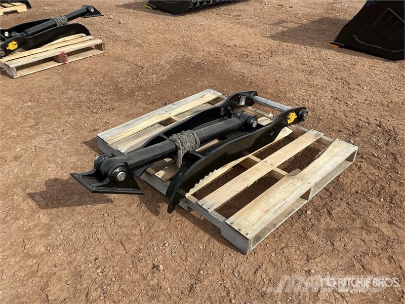Trojan 46 in Hydraulic Excavator Thumb - Fits Cat 307/308 Kanalak