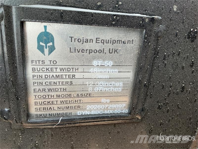 Trojan 48 in Cleanup Excavator Bucket - Fits 80 mm Cat 32 Kanalak